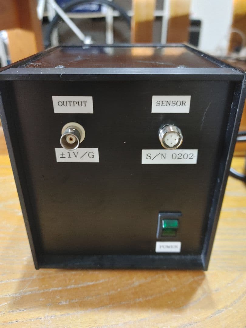 加速度センサー用アンプ 信号変換器（±1V/G出力）