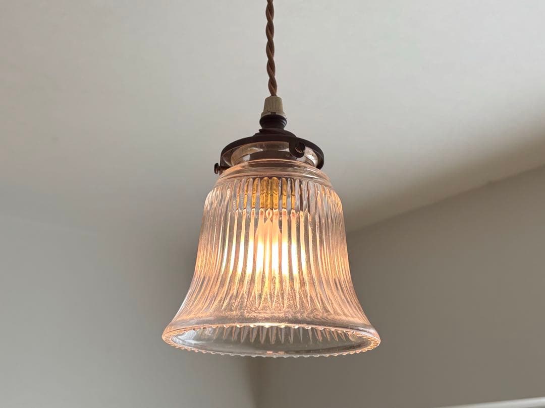 ぴょええええさま専用キャトルセゾン] クリアガラス ペンダントライト 2個セット