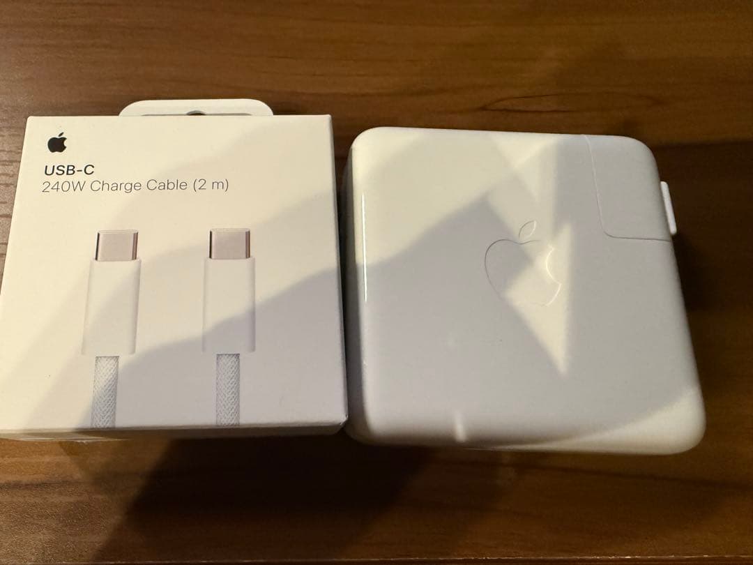 MacBook Pro 2019 13インチ　マジックマウスブラック付