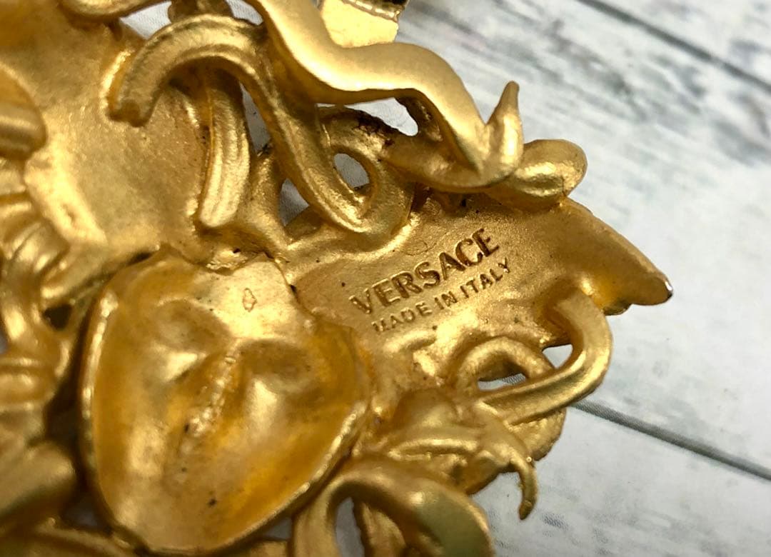 VERSACE ヴェルサーチ ゴールドネックレス　6851