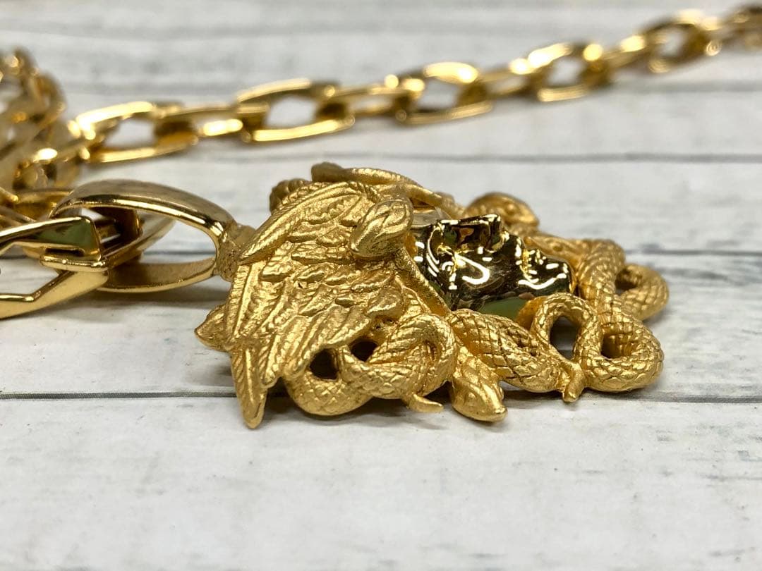 VERSACE ヴェルサーチ ゴールドネックレス　6851