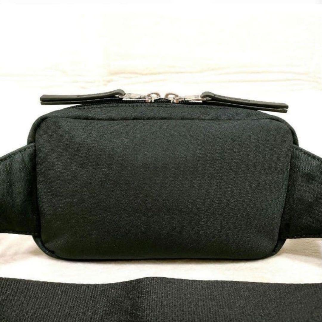 ★未使用品★ディーゼル ブラック 黒 ボディバッグ ショルダーバッグ ビッグロゴ