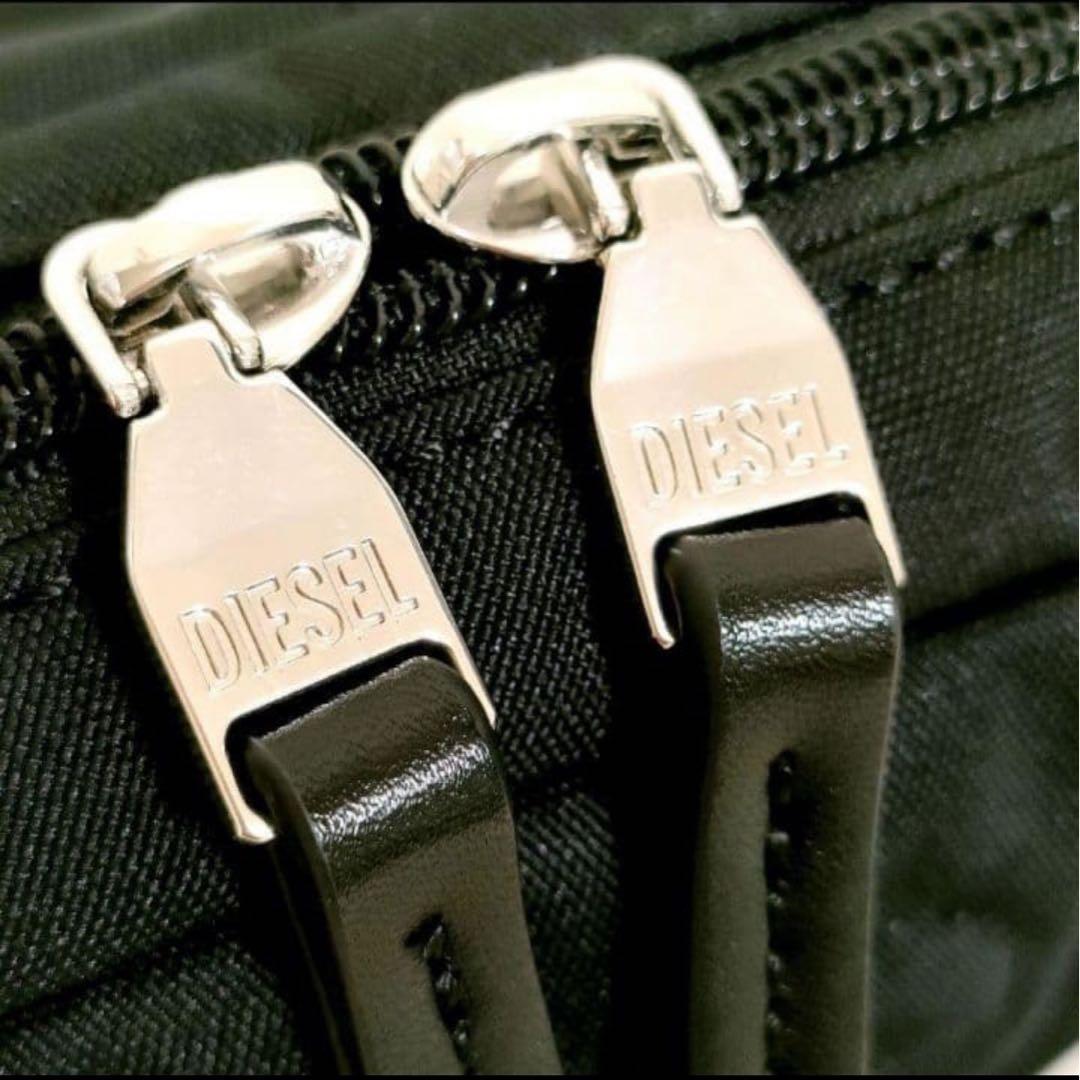 ★未使用品★ディーゼル ブラック 黒 ボディバッグ ショルダーバッグ ビッグロゴ