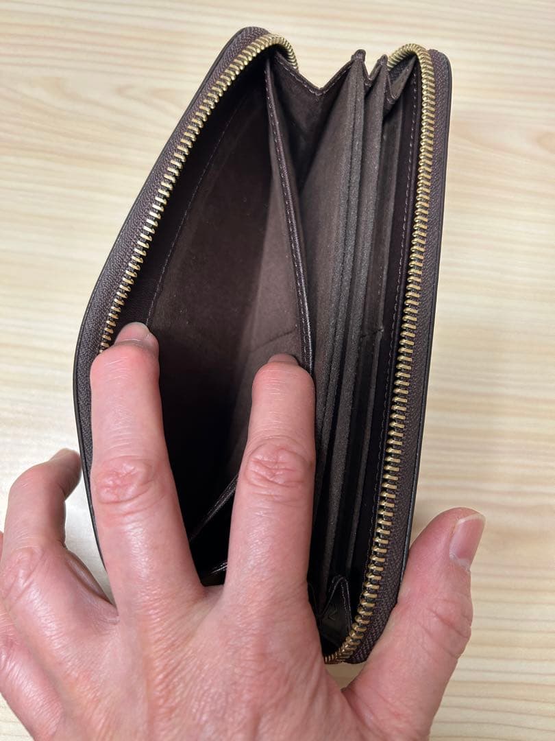 alt81 オルト81長財布 ラウンドジップ