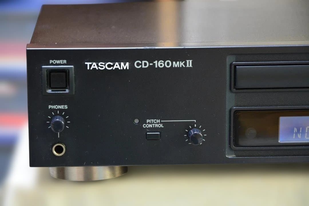 TASCAM CD-160 MKII CDプレーヤー