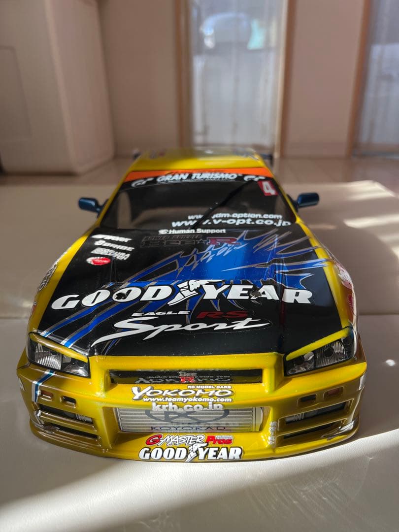 ヨコモ GOODYEAR Racing b324R GT-R ボディー