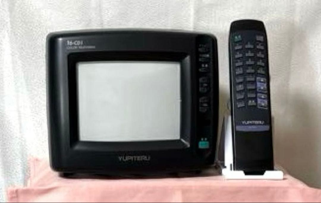 ポータブルカラーテレビ　6型 ユピテル　T6-C01