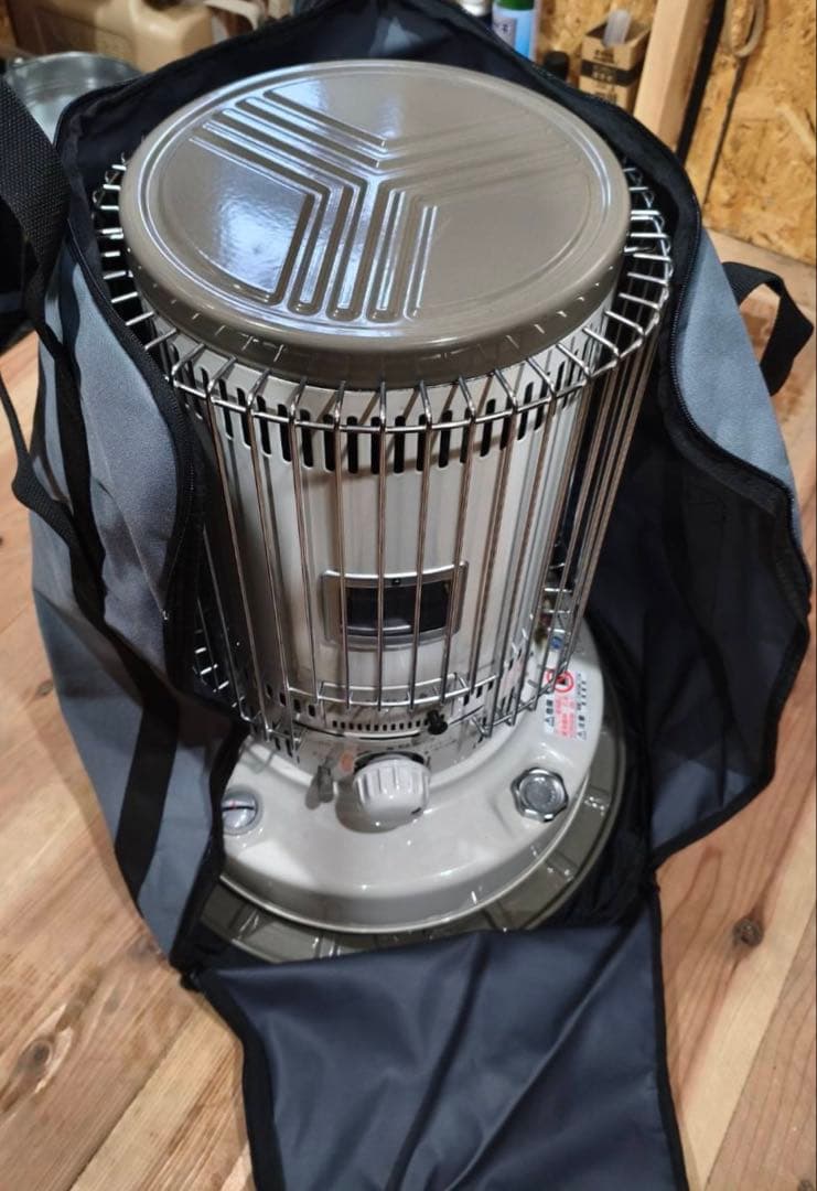 ピ*リ様 TOYOTOMIトヨトミ石油ストーブ KS-67H 23年製ホワイト