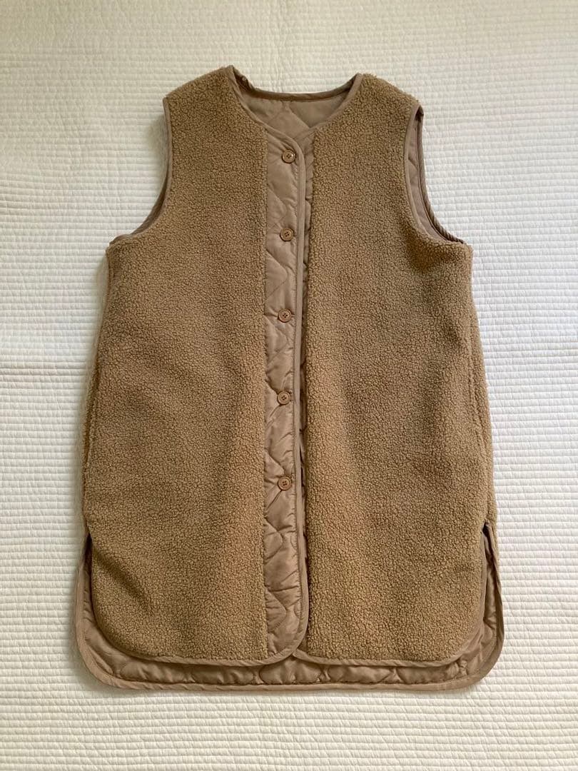 週末お値下げ☆未使用☆MIDIUMIキルティング リバーシブルベスト　ベージュ