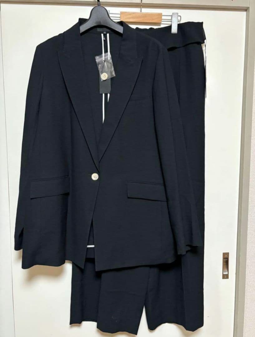【未使用タグ付】 ICB 44・46サイズ ブラックスーツ定価49,500円