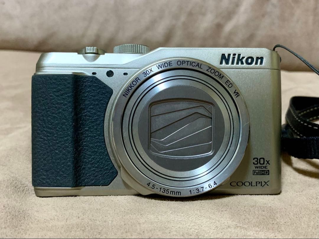 Nikon Coolpix s9900 30倍光学ズーム デジタルカメラ