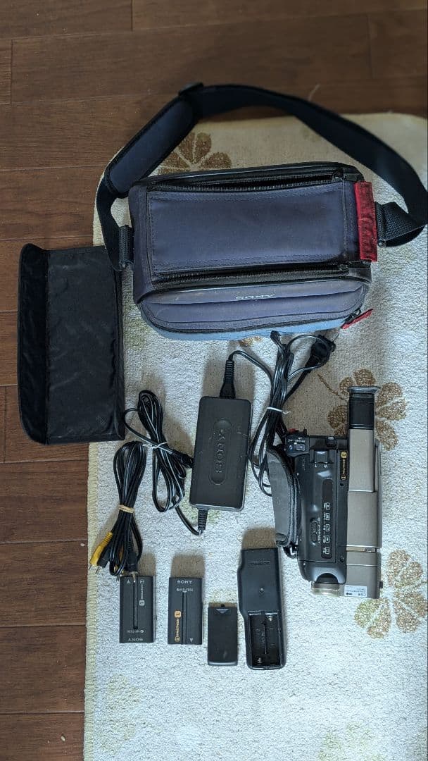 ソニーVideo CCD-TRV80 N 80✕DiGiTAL ZOO 値下げし