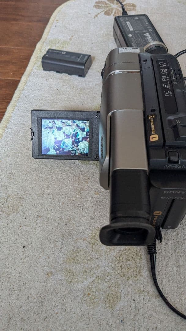 ソニーVideo CCD-TRV80 N 80✕DiGiTAL ZOO 値下げし