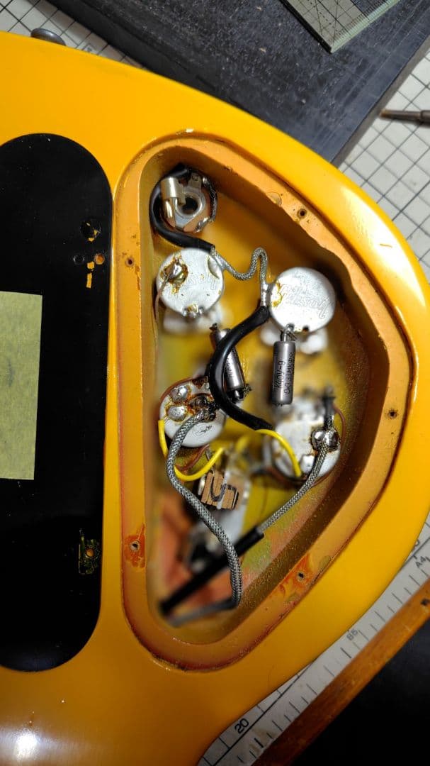 【ジャンク品】Gibson SG 傷、塗装剥げ有り