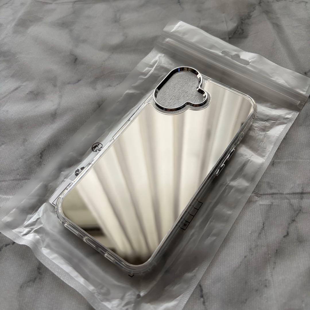 【美品】Apple iPhone 16 128GB ホワイト