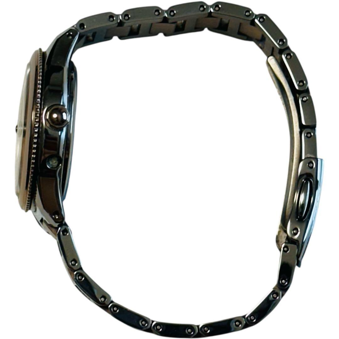 【極美品】シチズン クロスシー　限定モデル 腕時計 EE1007-67W