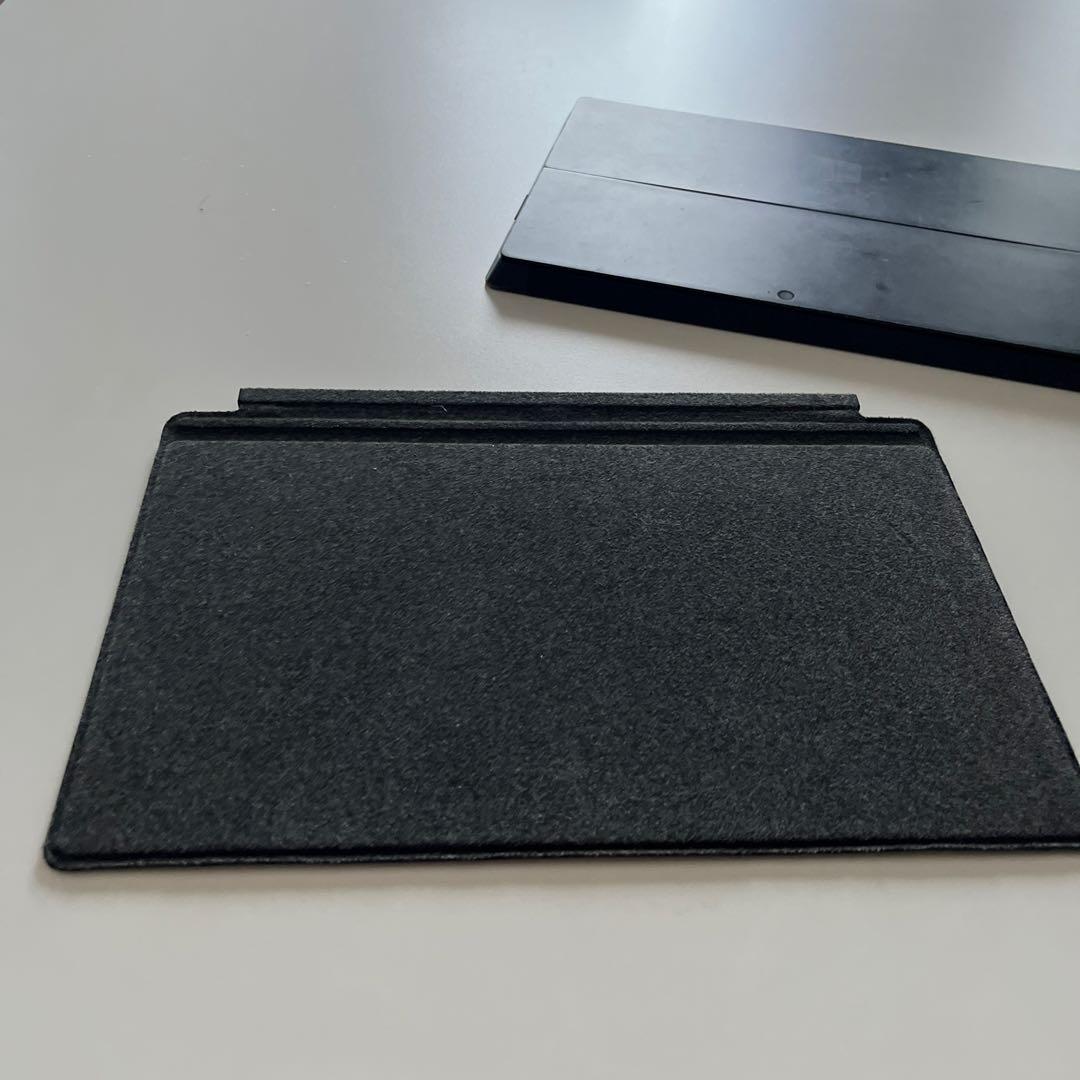 ニ*ク様 Surfece Pro Windows11 Proライセンス認証済み