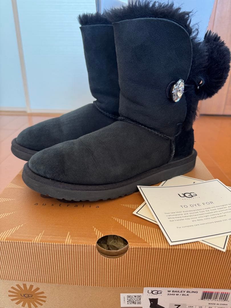 値下げ　UGG W Bailey Bling 黒ムートンブーツ 24cm US7