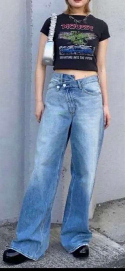 美品 MOUSSY CROSS WAIST WIDE STRAIGHT 2