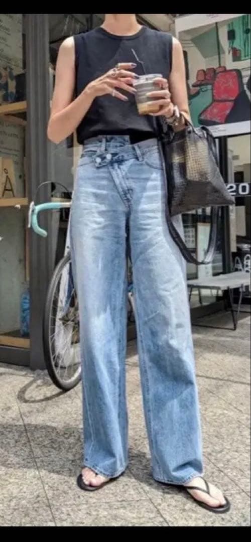 美品 MOUSSY CROSS WAIST WIDE STRAIGHT 2