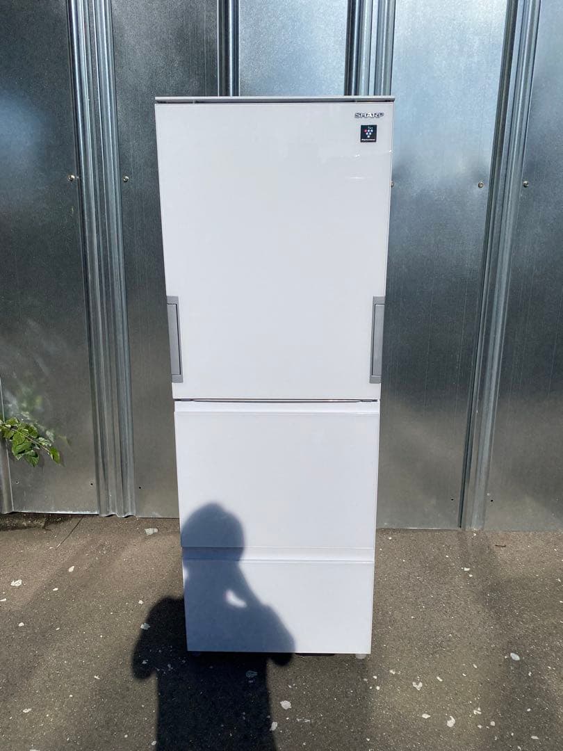【B16】美品　シャープ　350L冷蔵庫 SJ-GW35H-W　22年製