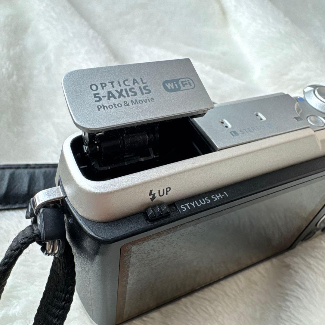 OLYMPUS STYLUS SH-1 SDHCカード、正規品ストラップ付き