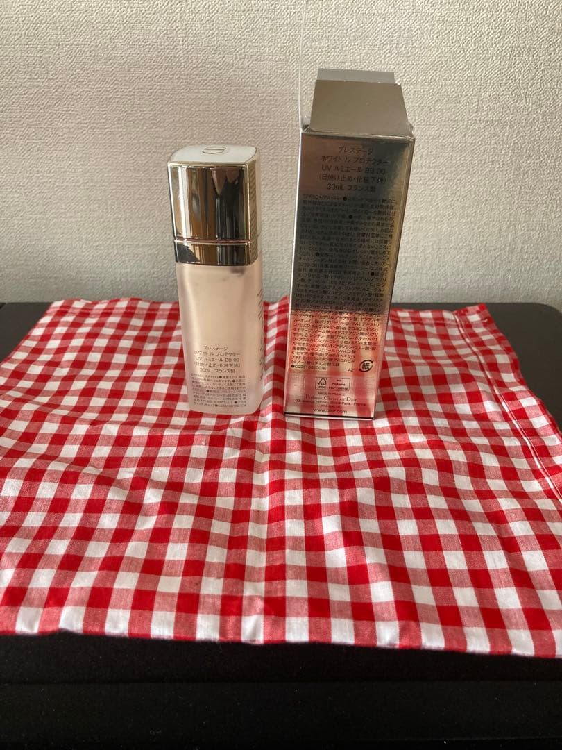 ディオールプレステージ　ホワイトルプロテクター　UVルミエールBB00