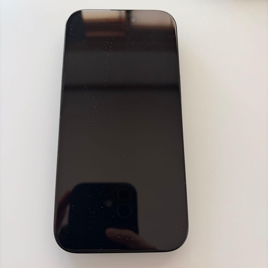 【中古美品】iPhone 15 128GB 黒 ブラック