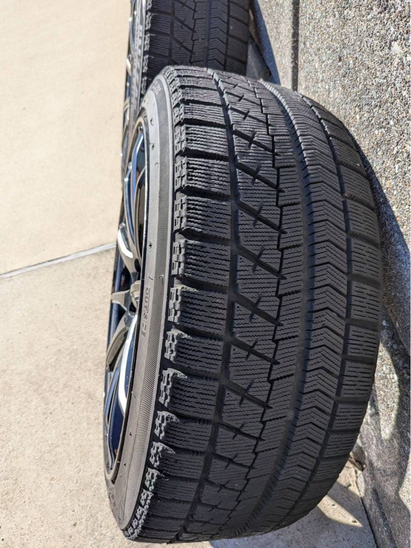 横浜市　225/40R18 スタッドレス　タイヤホイールセット　レクサスISなど