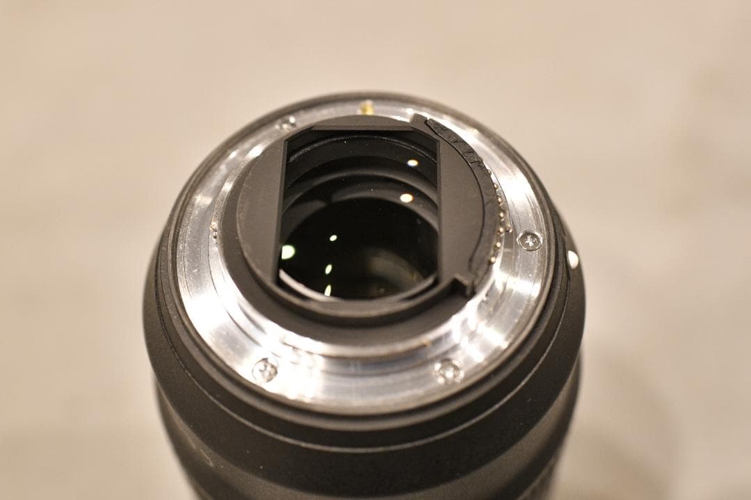 美品　AF-P NIKKOR 70-300mm f/4.5-5.6E ED VR