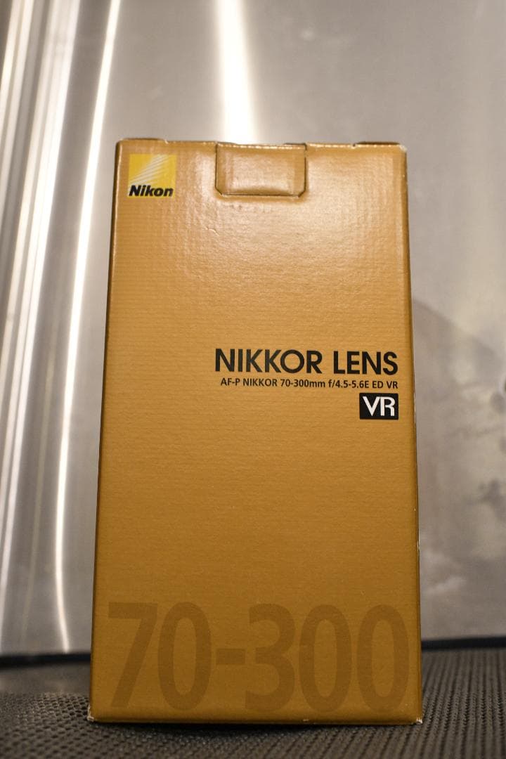 美品　AF-P NIKKOR 70-300mm f/4.5-5.6E ED VR