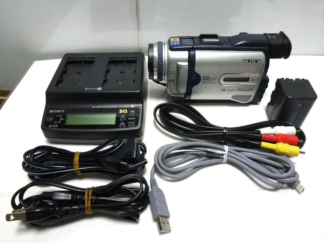 動作品　Mini DV　ソニーデジタルビデオカメラ　SONY DCR-TRV30