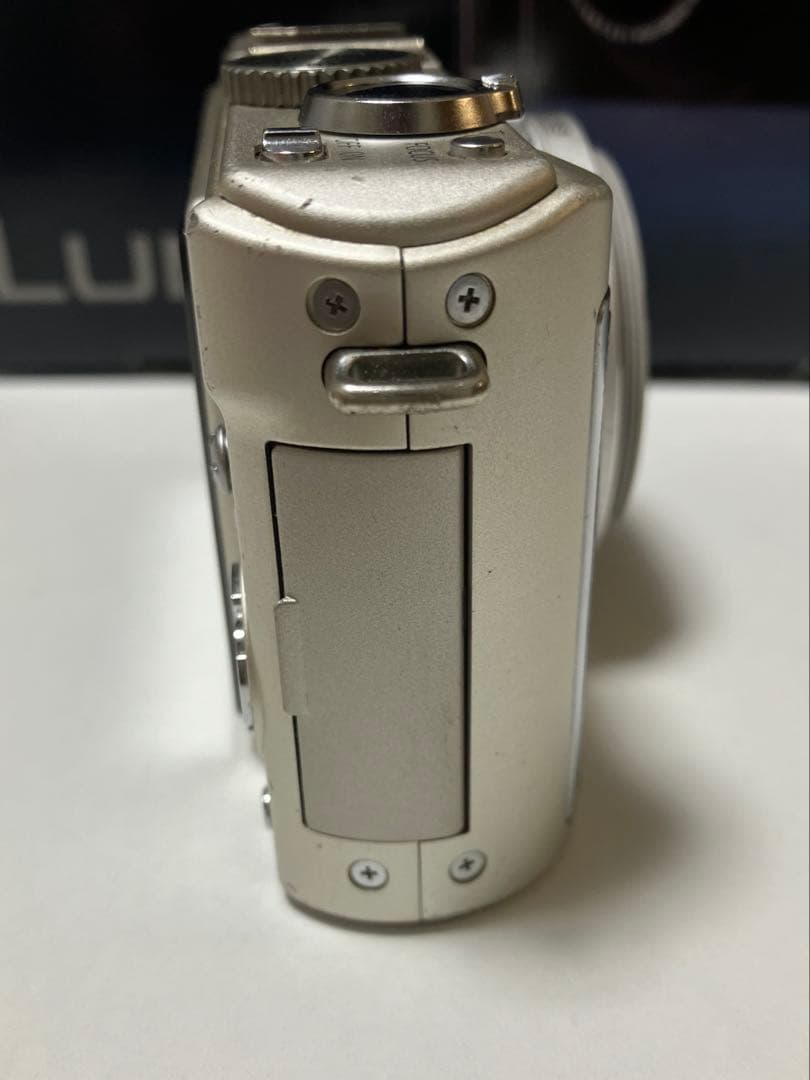 Panasonic LUMIX LX3 シルバー 本体　コンデジ【動作確認済】