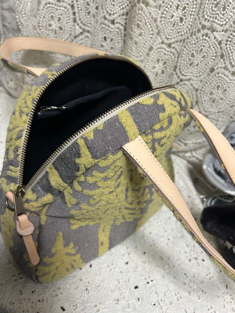 しし 51102B ミナペルホネンハンドメイドラウンド型バッグ