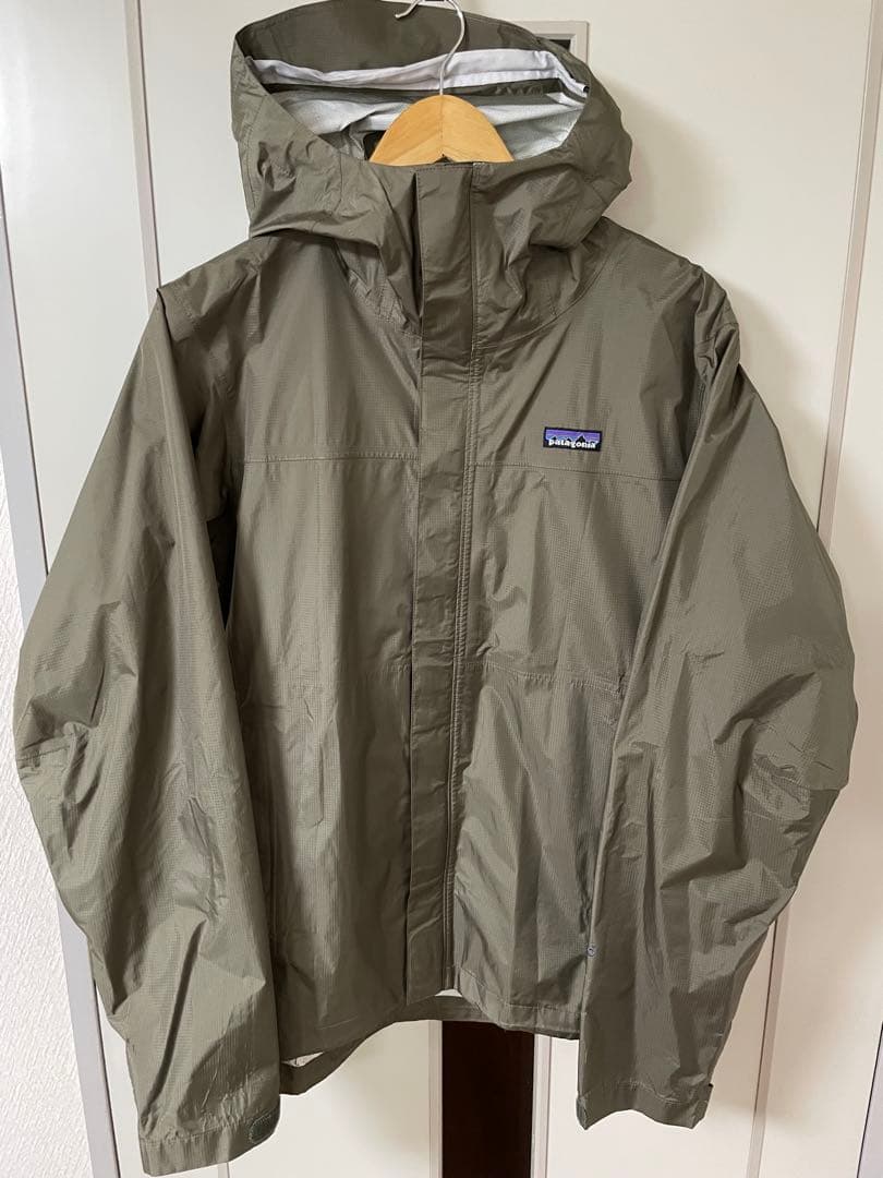 パタゴニア　H2NO ナイロンジャケット カーキ　MARS Mサイズ