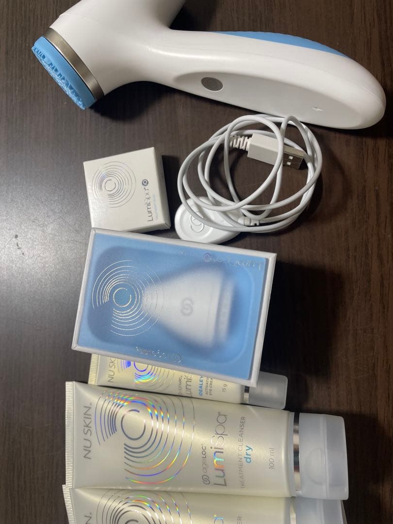 NU SKIN LumiSpa 美顔器 + トリートメントクレンザー
