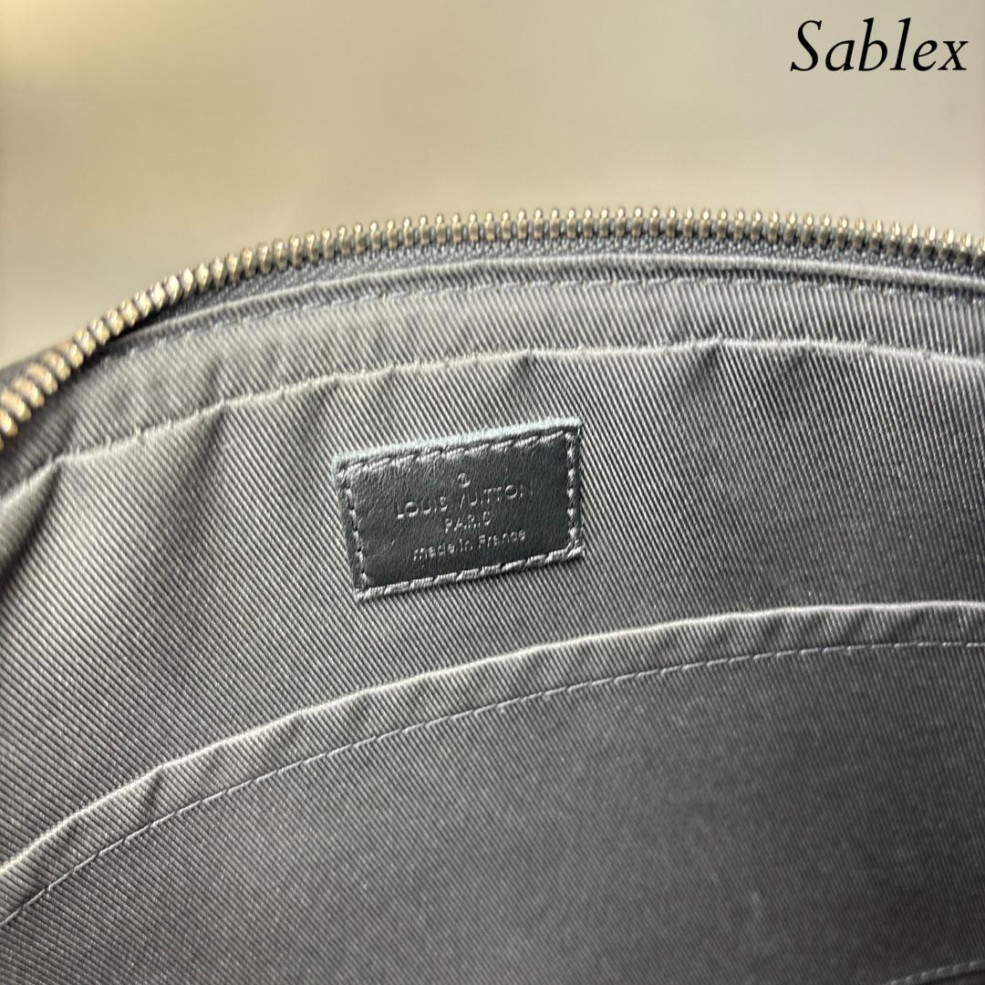 【極美品】ルイヴィトン モノグラムエクリプス トリオメッセンジャー M69443