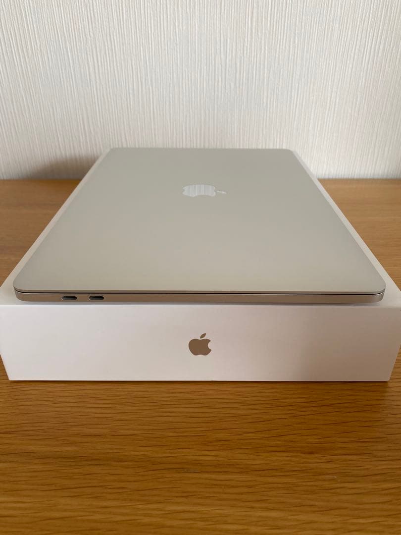 新品未使用 MacBook Pro 2020 本体　付属品完備