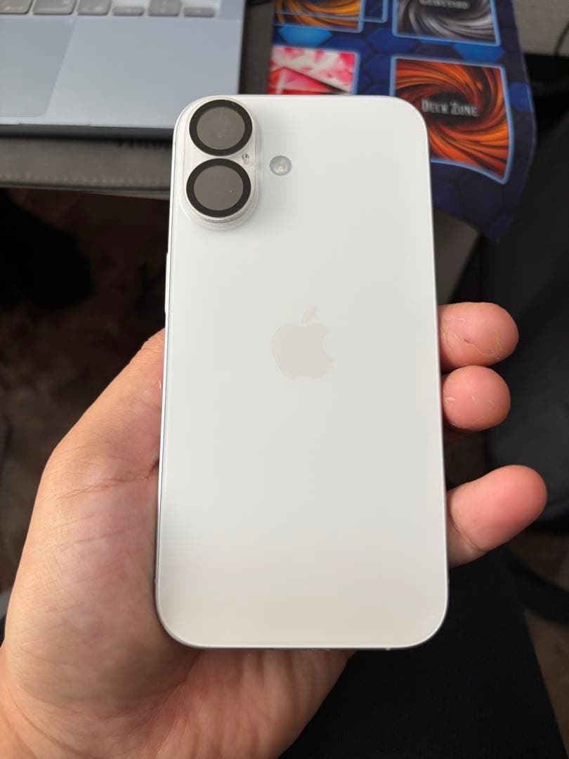 Apple iPhone 16ホワイト 128GB 本体　SIMフリー