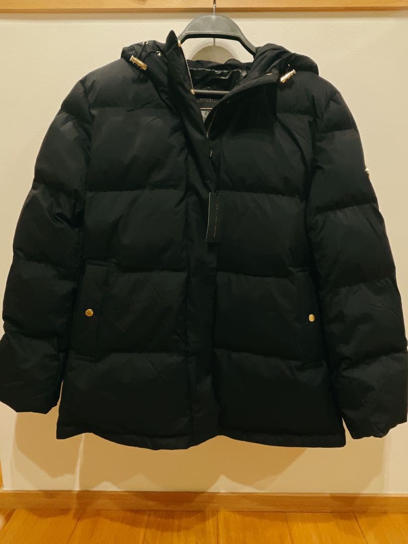 ダニエルウェリントン　ダウンジャケット 新品タグ付き