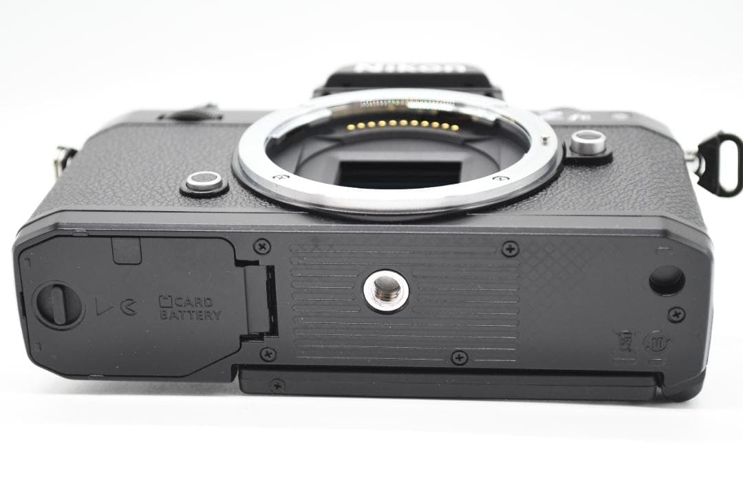 ★美品★ Nikon ニコン Z fc ミラーレス一眼カメラ ブラック ボディ