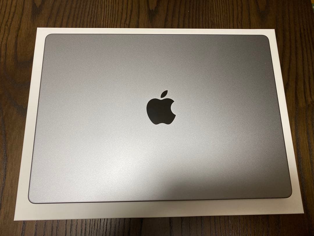 Apple MacBook Pro M1max 14 インチ (2021)