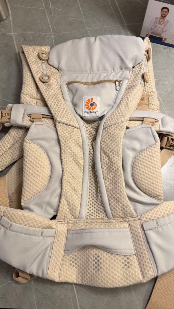 エルゴベビー オムニブリーズ　抱っこ紐 ベージュ メッシュ　日本限定