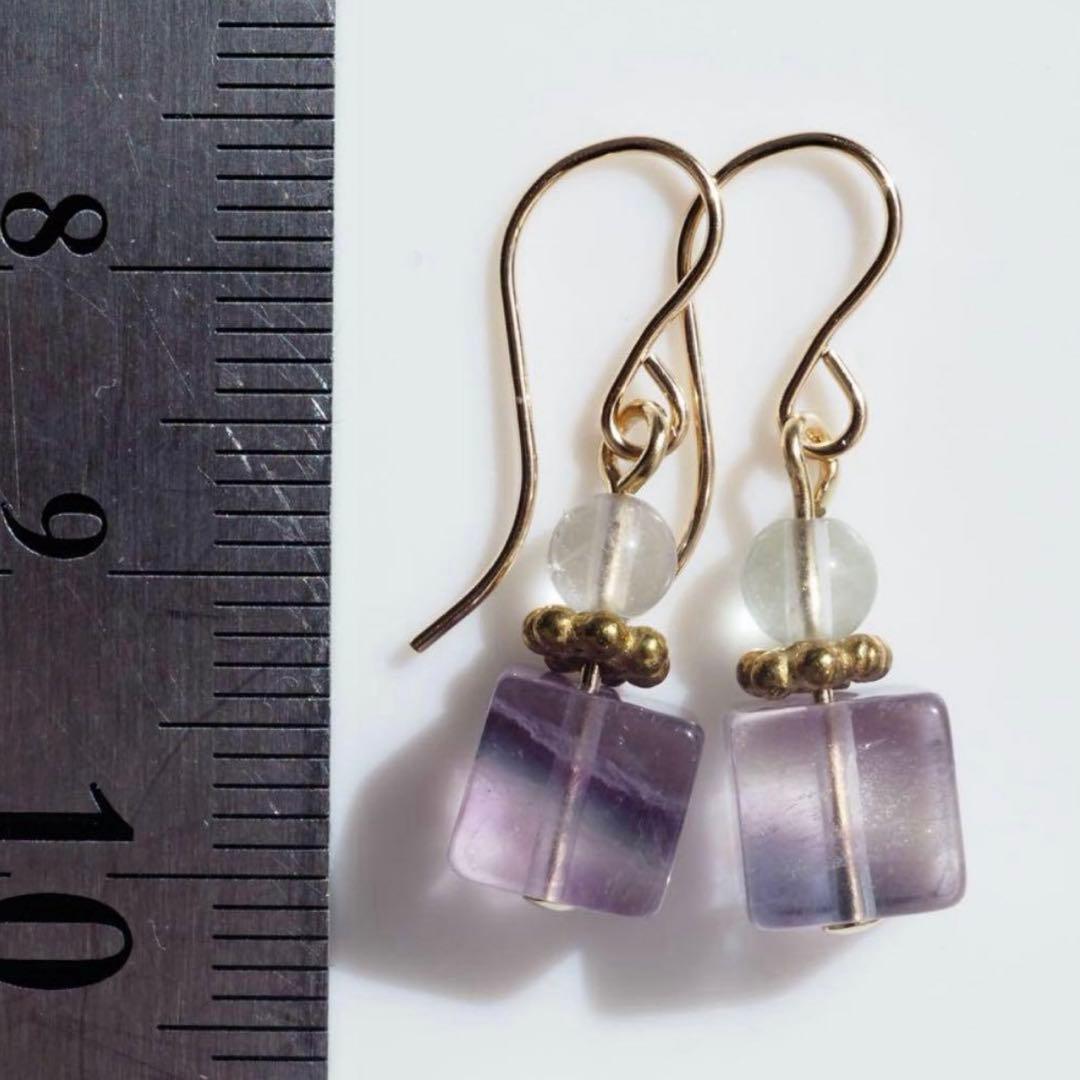 【もも】天然石マルチカラーフローライトの香水瓶ピアス