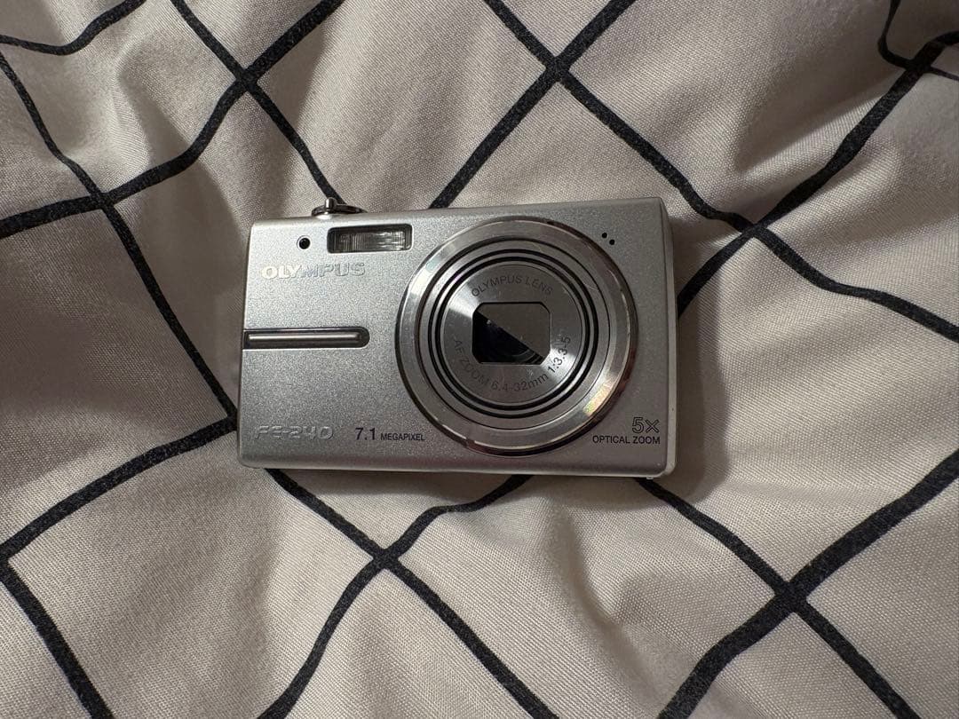 [美品] 動作確認済み OLYMPUS FE-240 デジタルカメラ