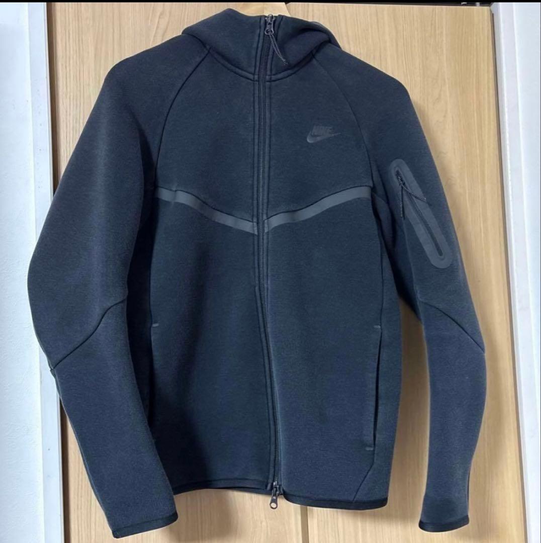 NIKE テックフリース S