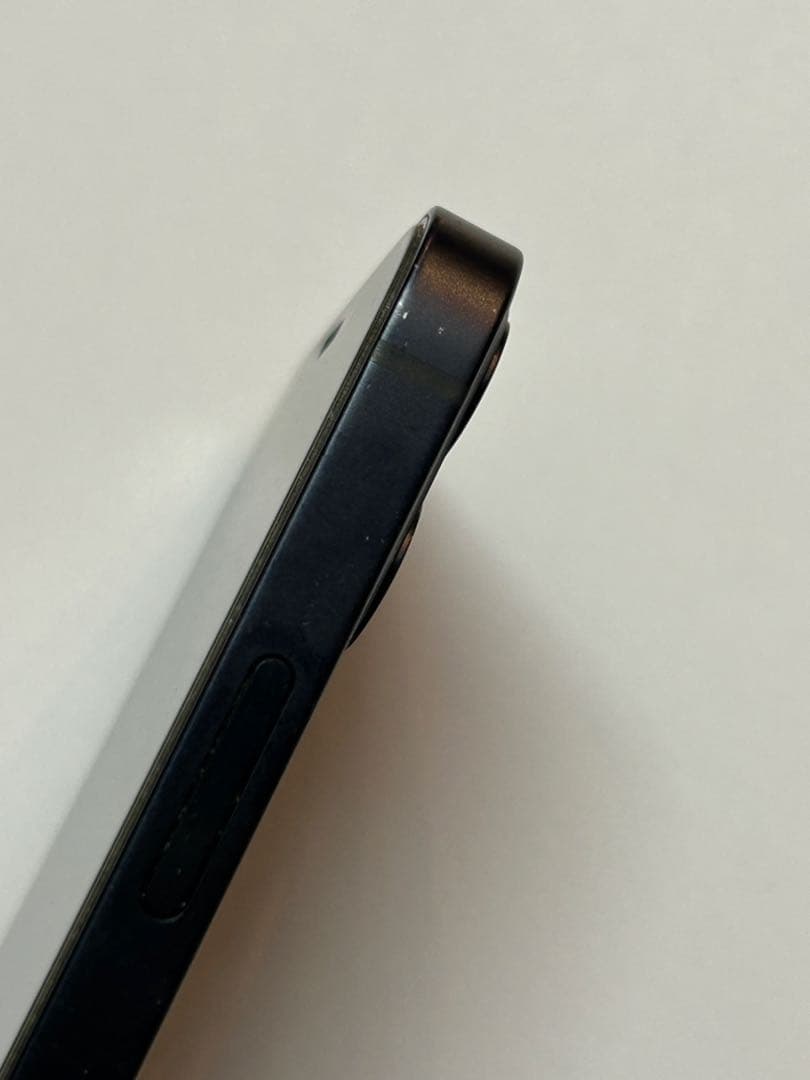 Apple iPhone 12mini カメラピント合いません 64GB