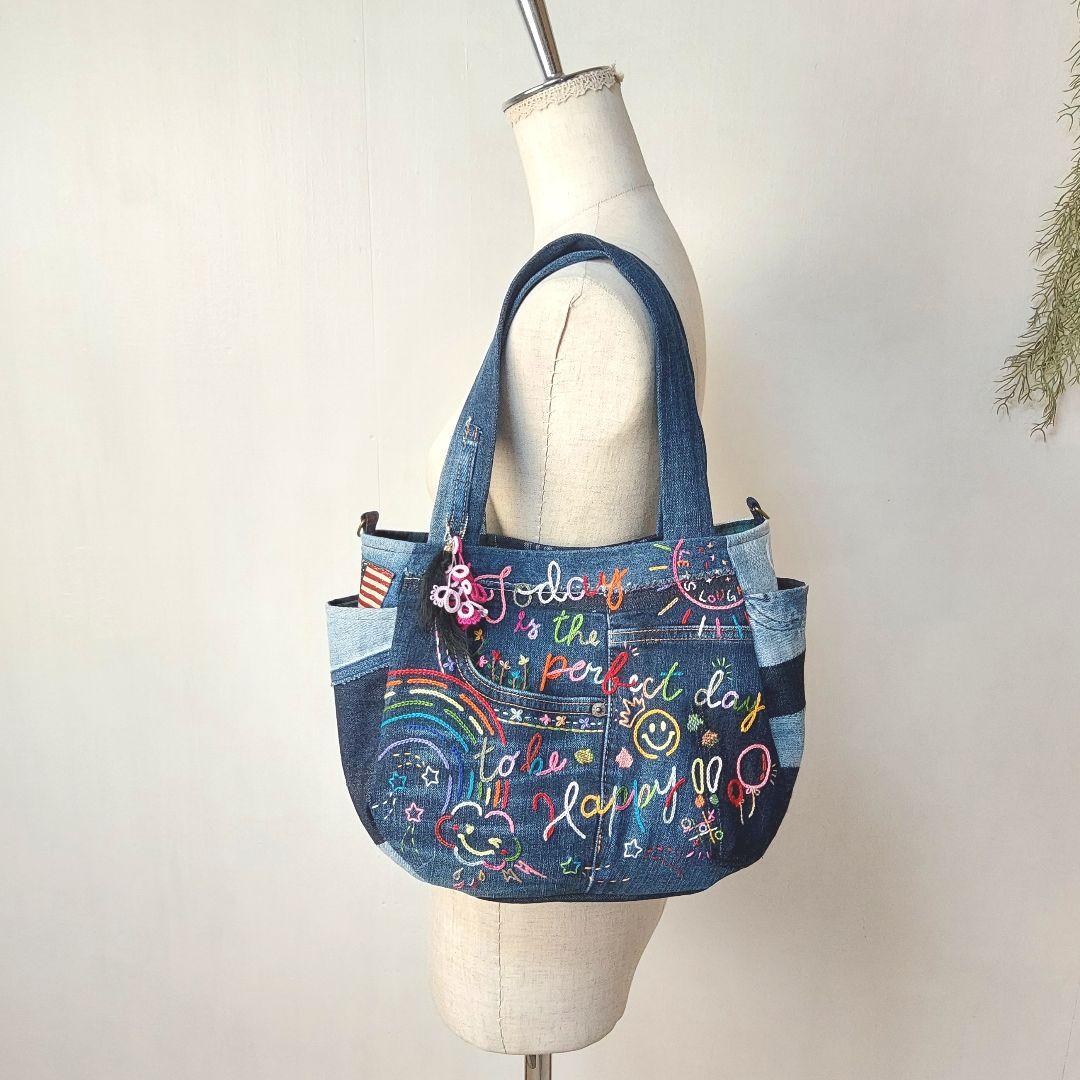刺繍デニムバック　No.641　デニムリメイク　刺繍バック　チューリップバック