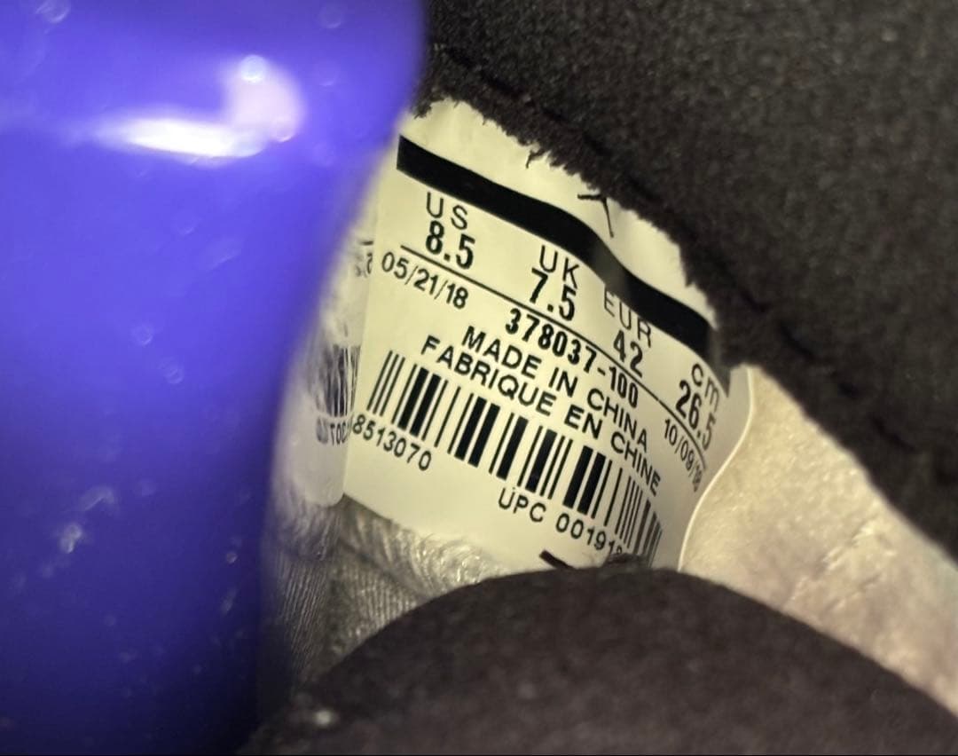 NIKE AIR JORDAN11　ナイキ　スニーカー　ジョーダン11