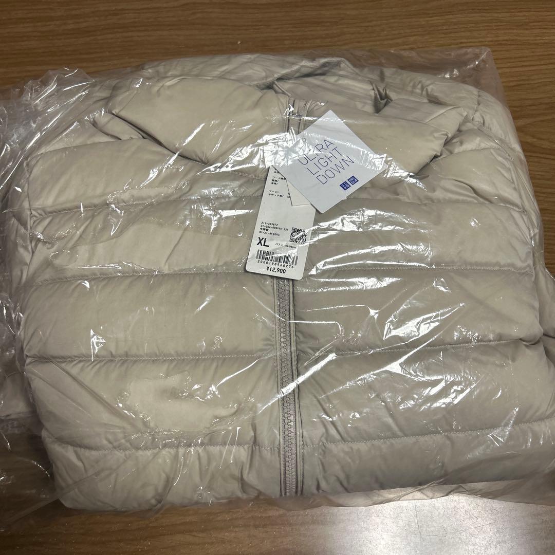 UNIQLO ウルトラライトダウンロング　ベージュ
